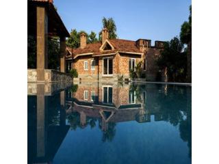 Private Farmhouse in Gurgaon for Party & Weekend Stay