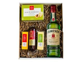 Irish Whiskey Gift Baskets – Perfect Wedding & Groomsmen Gifts