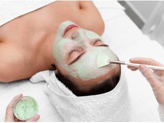 Green Peel Treatment in Highbury London | Lush Aesthetic Studio
