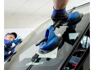 Your Safety First with Expert Auto Glass Services