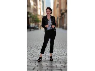 Find Your Fit with Comfortable Women's Pants in Santa Monica