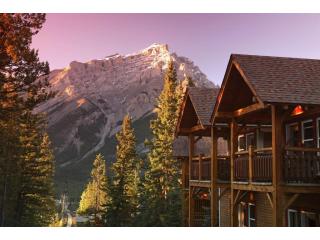 Book Your Lodge in Banff for a Peaceful Mountain Stay