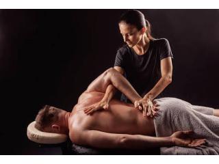 Deep Tissue Massage Centre in Golpark Kolkata for Relaxation