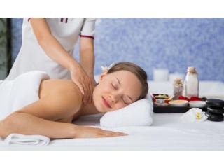 Enjoy a Relaxing Spa Couples Massage Together