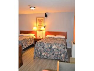 Motel Near Empress Gas Plants in Burstall SK | Villager Motel
