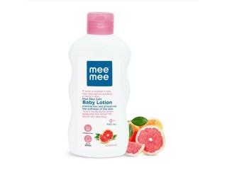 Baby Lotion Guide: When to Use It and How to Choose the Right One