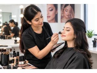 Start Your Career with Makeup Training in