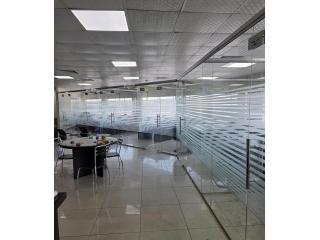 Why Are Glass Partitions Ideal for Modern Dubai Offices?