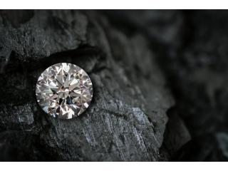 How Lifestyle Influences the Choice of Diamond Jewelry in Dallas