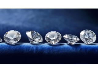 How to Match Diamond Shape and Setting With Loose Diamonds in Dallas