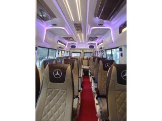 Online Tempo Traveller Booking in Noida