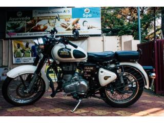Rent Bike In Noida with Dau Rental