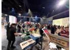 Corporate Event Entertainment by Live Airbrush
