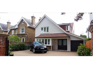 Sustainable Local Material Sourcing and Skilled Craftsmanship for Surrey Properties