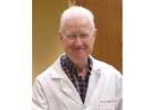 Dr. Moffett for Retinal Conditions and Vision Concerns